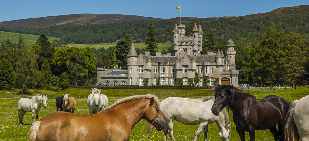 Balmoral Castle.jpg